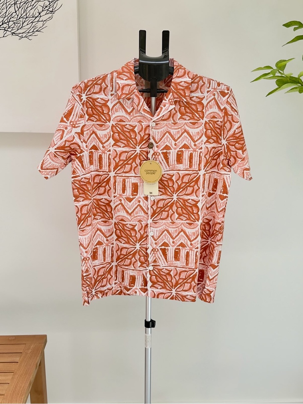Common People Orange Printed Short-Sleeve Button-Down Shirt